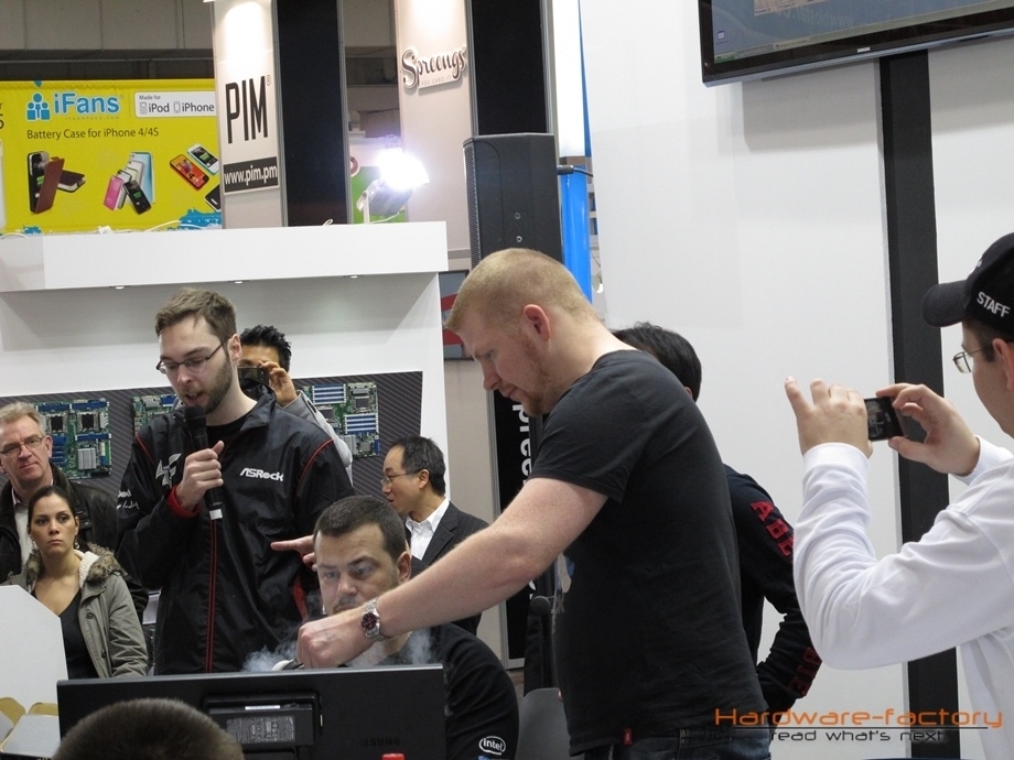 Nick Shih, SF3D und Perica Barii quälten hier einen AMD A10-5800K bis auf 7,5 GHz auf einem ASRock FM2A85X Extreme6