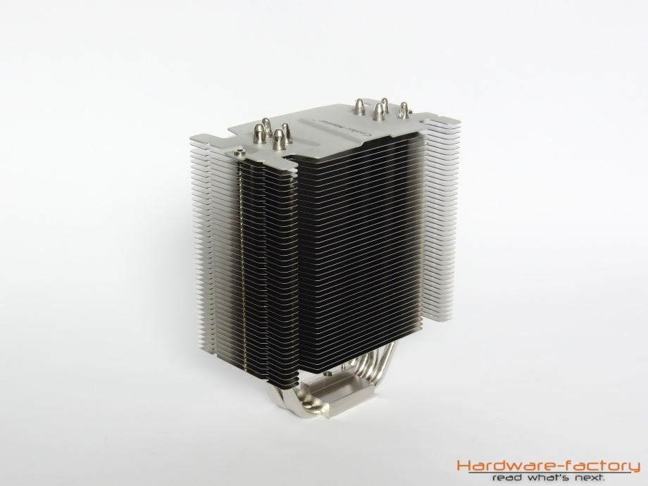 Mit einer Höhe von ca. 160 mm passt der Tower-Kühler nicht in jedes Computergehäuse.